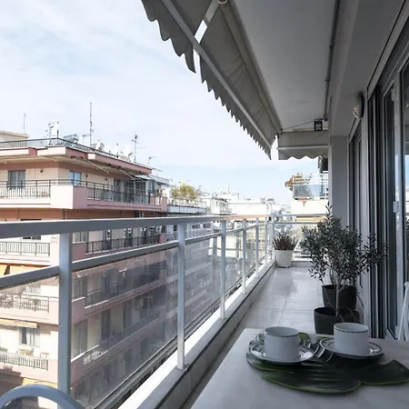 Horizon By Luxlikehome Apartmán